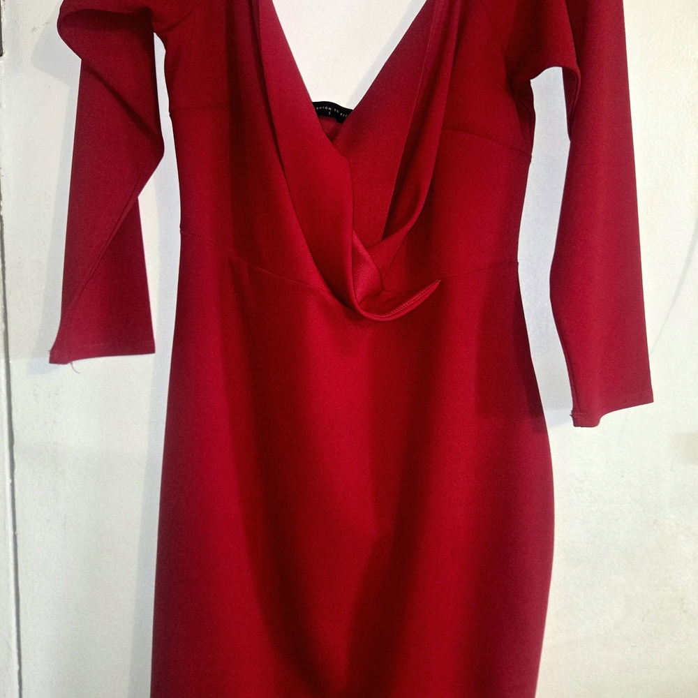 Fashion to Figure Elegant Crimson Long Sleeve Dress